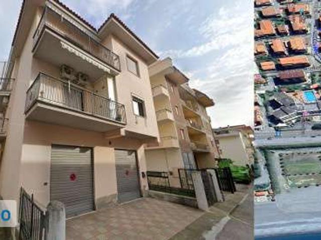 Appartamento arredato Centro, arenile