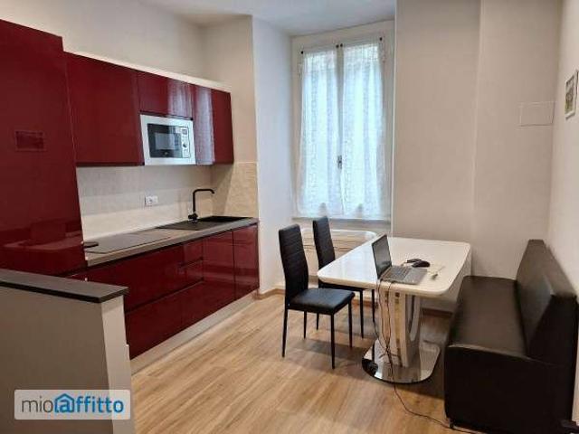 Appartamento arredato Centro storico de ferrari