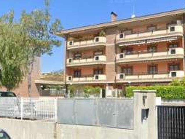 Appartamento arredato con terrazzo Centro