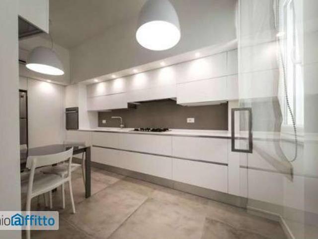 Appartamento arredato Chiaia