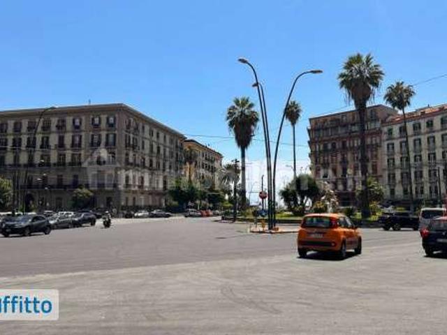 Appartamento arredato Chiaia