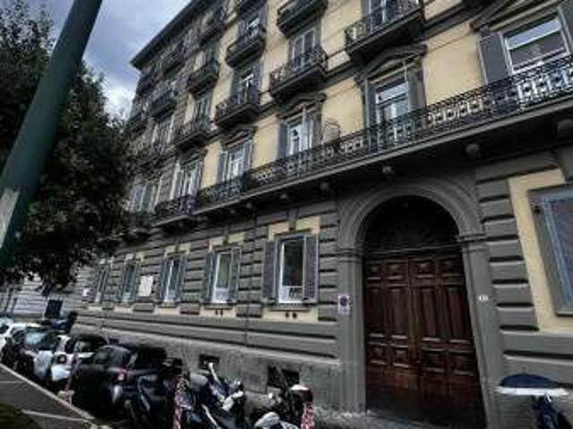 Appartamento arredato Chiaia