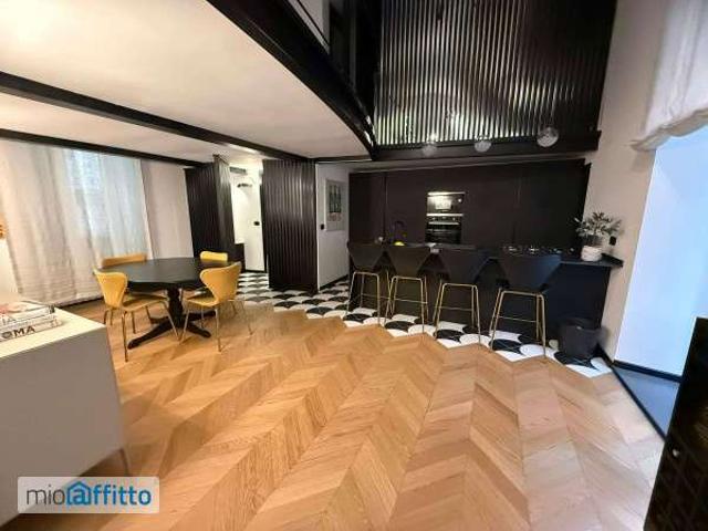 Appartamento arredato Chiaia
