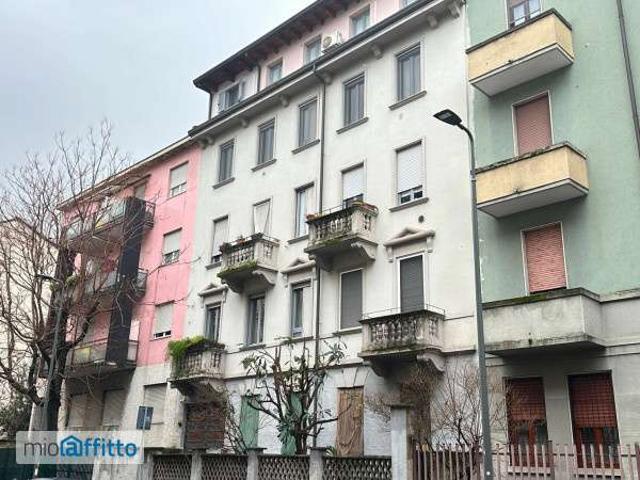 Appartamento arredato Chiesa rossa, cermenate, ripamonti
