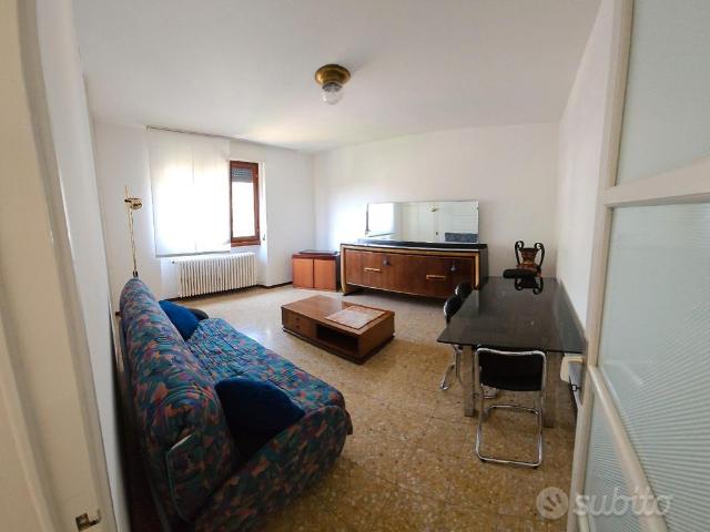 Appartamento arredato ad asso co