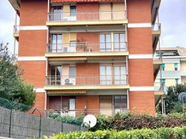 Appartamento arredato Albaro