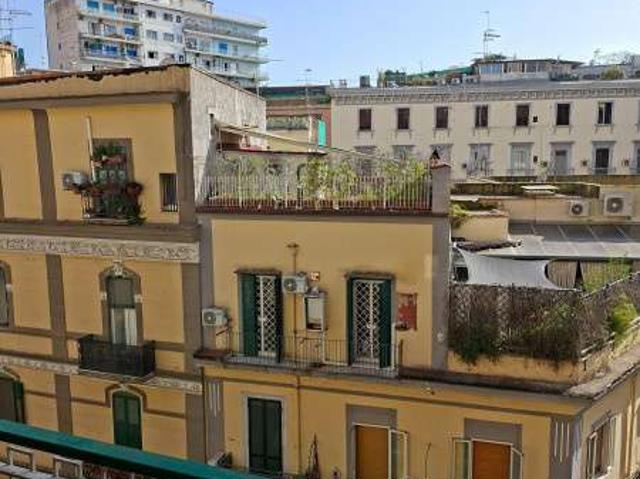 Appartamento arredato Arenella