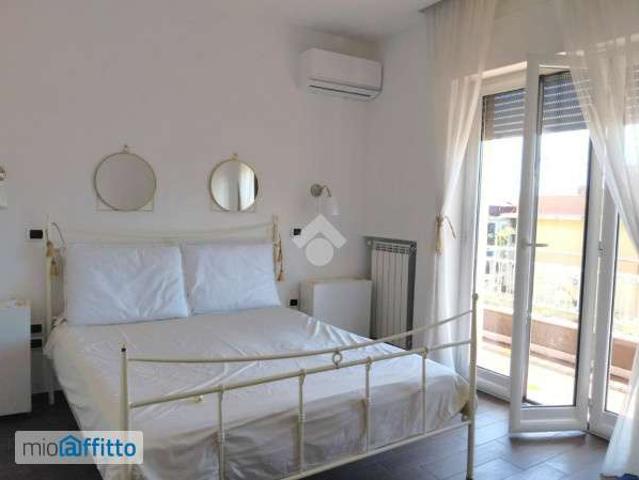 Appartamento arredato Arenella