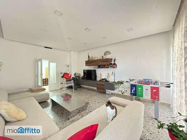 Appartamento arredato Arenella