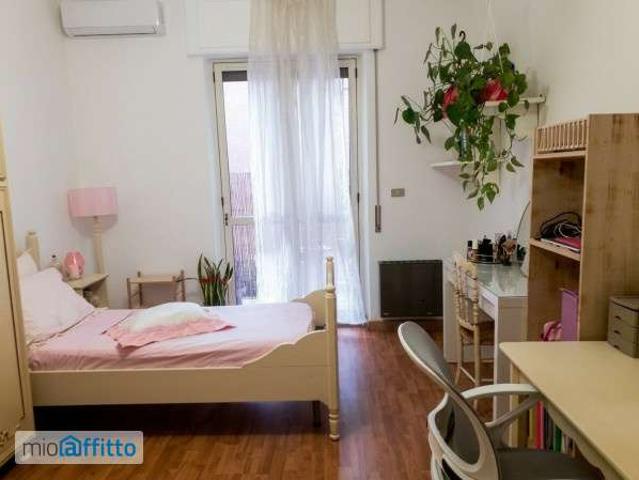 Appartamento arredato Arenella