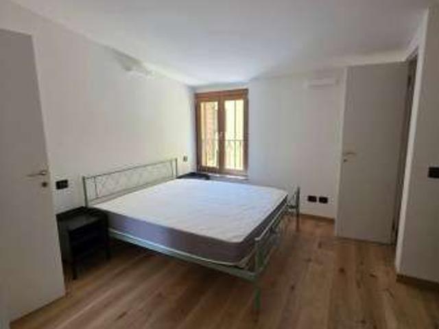 Appartamento arredato Buenos aires, indipendenza, p.ta venezia