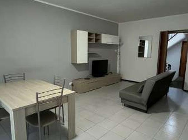 Appartamento arredato Galliate