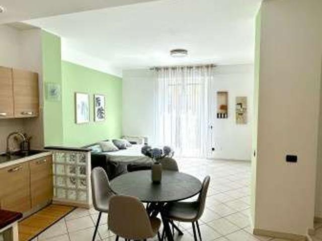 Appartamento arredato De angeli, vercelli, washinghton