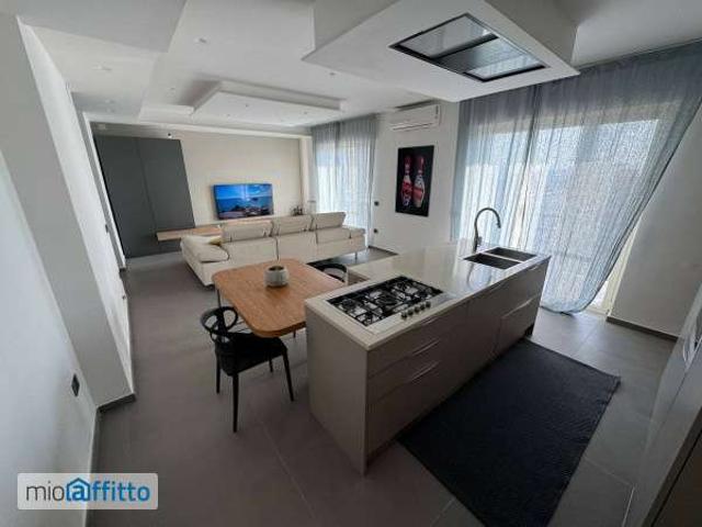 Appartamento arredato Fuorigrotta