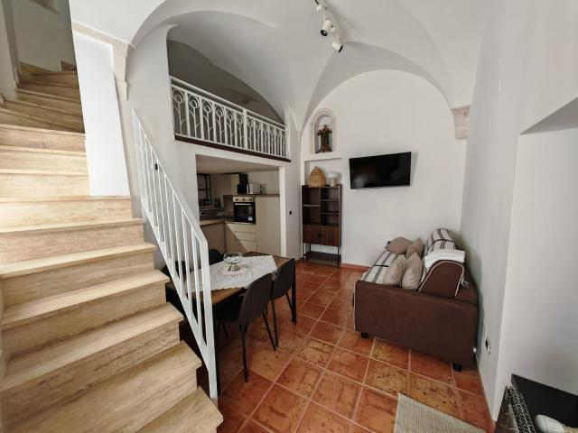 Appartamento arredato in affitto – 3425