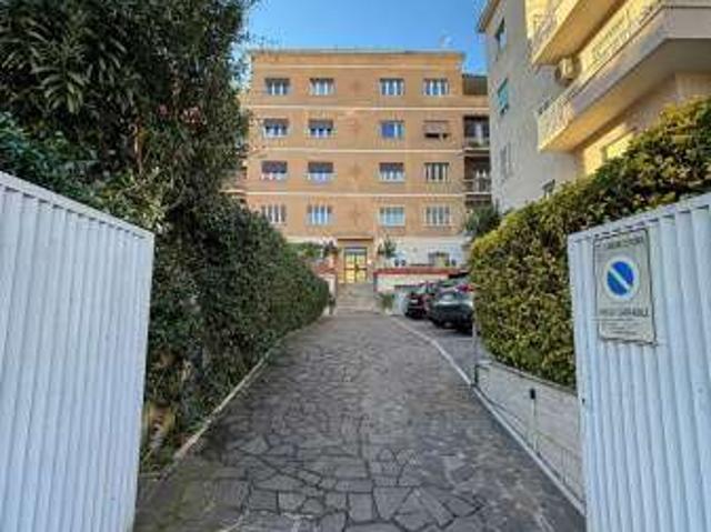 Appartamento arredato Monteverde, gianicolense