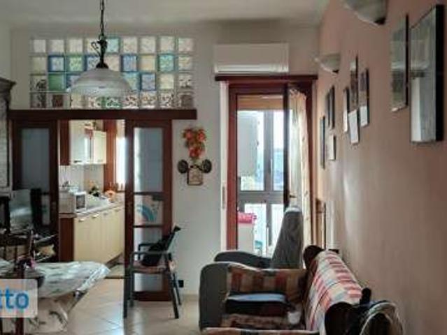 Appartamento arredato Mirafiori nord