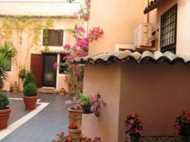 Appartamento arredato S.giovanni, esquilino, san lorenzo