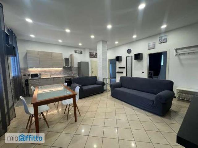 Appartamento arredato Saffi