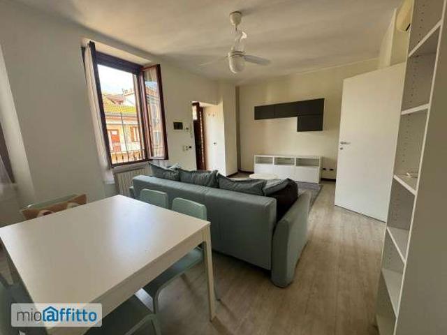 Appartamento arredato P.ta genova, romolo, solari