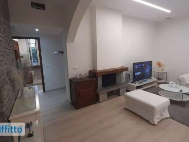 Appartamento arredato Porta mortara
