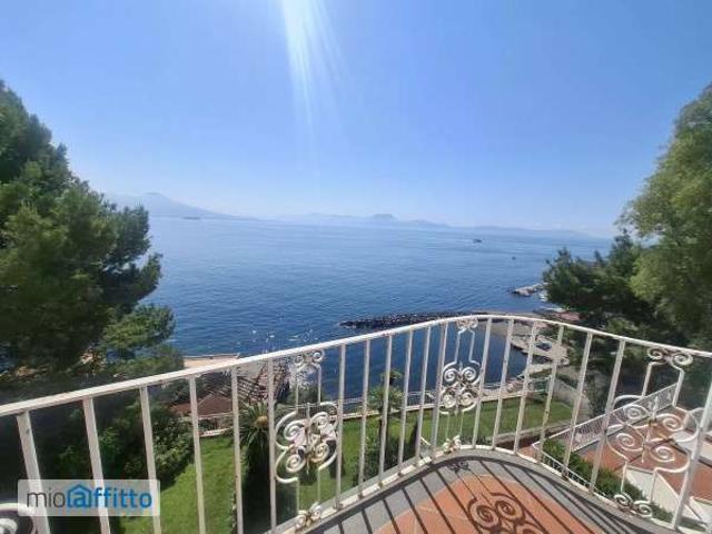 Appartamento arredato Posillipo