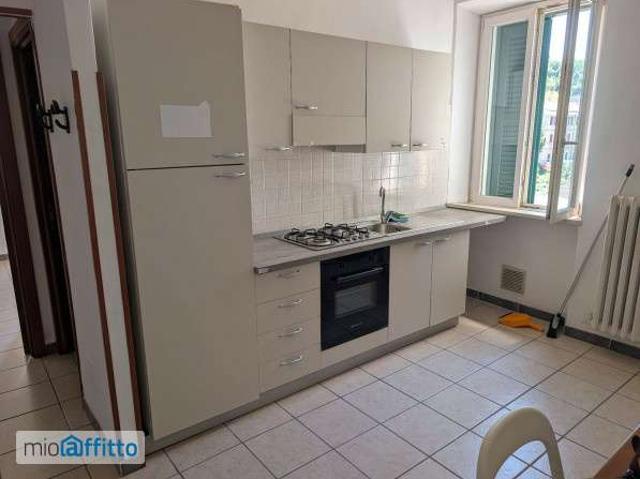 Appartamento arredato Piano, stazione, vallemiano, via xxv aprile
