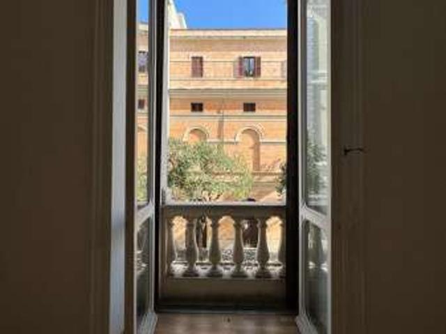 Appartamento arredato Prati, delle vittorie, borgo pio