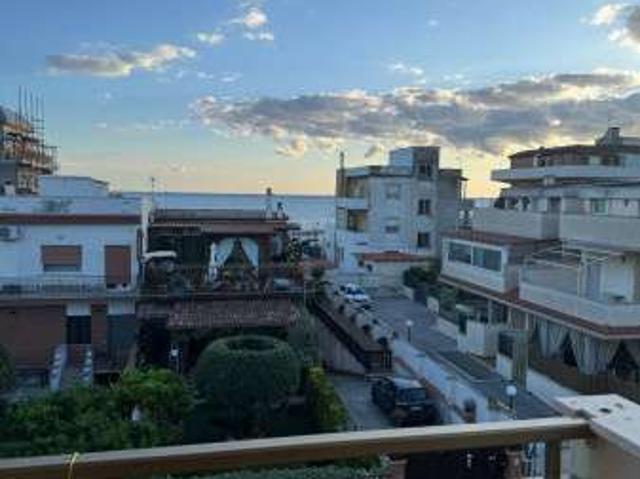 Appartamento arredato Torvaianica surf music