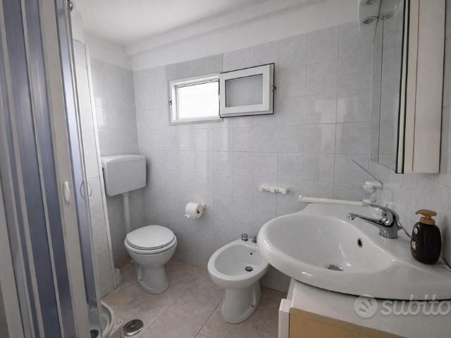 Appartamento arredato, terrazza privata, centro