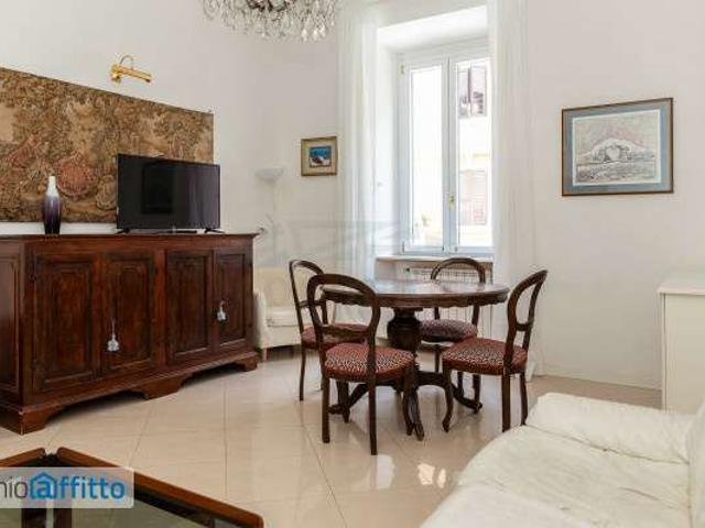 Appartamento arredato Trieste, salario