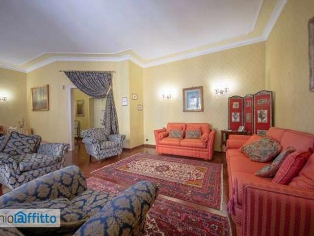 Appartamento arredato Trieste, salario