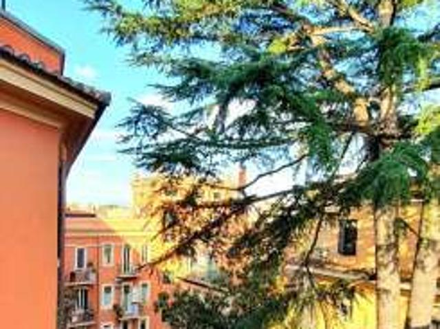 Appartamento arredato Trieste, salario