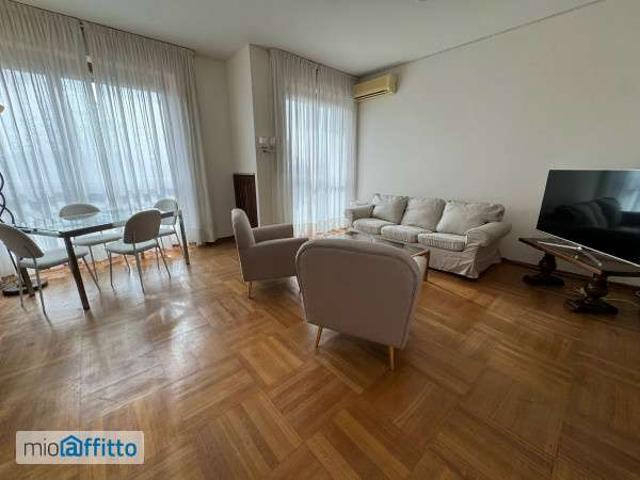 Appartamento arredato V giornate, xxii marzo, porta romana