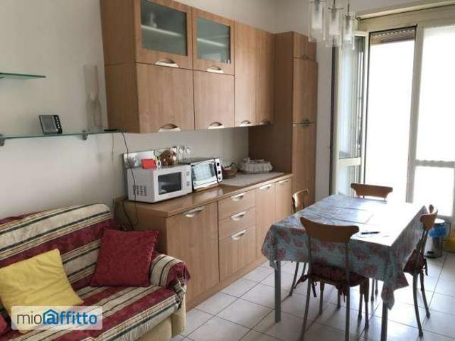 Appartamento arredato Vanchiglia