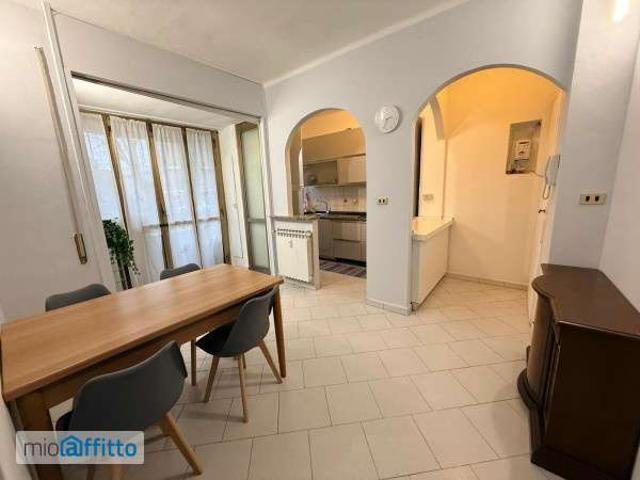 Appartamento arredato Vanchiglia