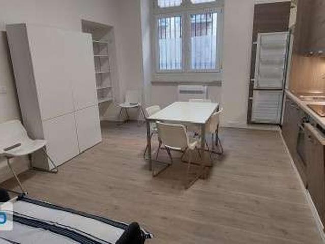 Appartamento arredato Vanchiglia