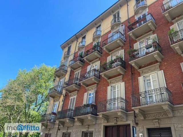 Appartamento arredato Vanchiglia