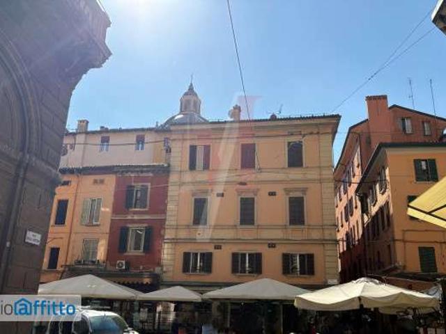 Appartamento arredata con terrazzo Centro