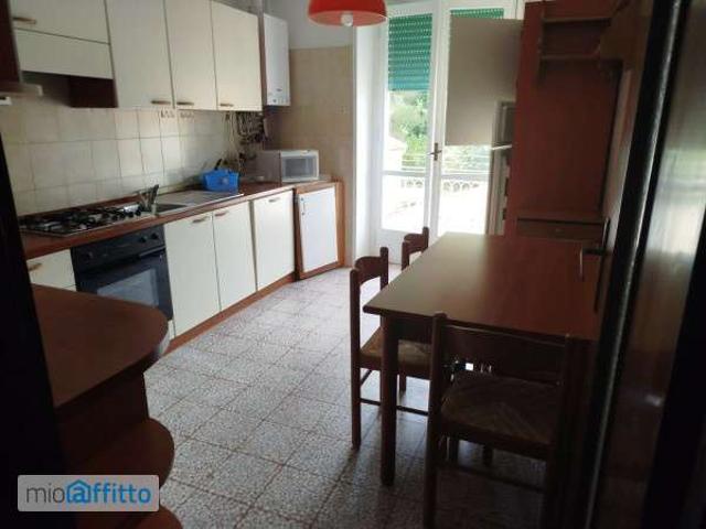 Appartamento arredata Semicentro