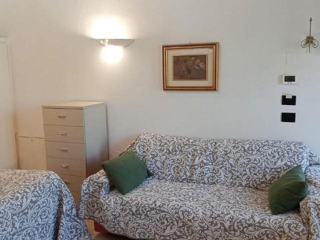 Appartamento BORGO ROMA con posto AUTO Verona