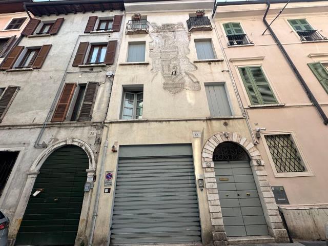 Appartamento Bilocale a Centro città, Brescia