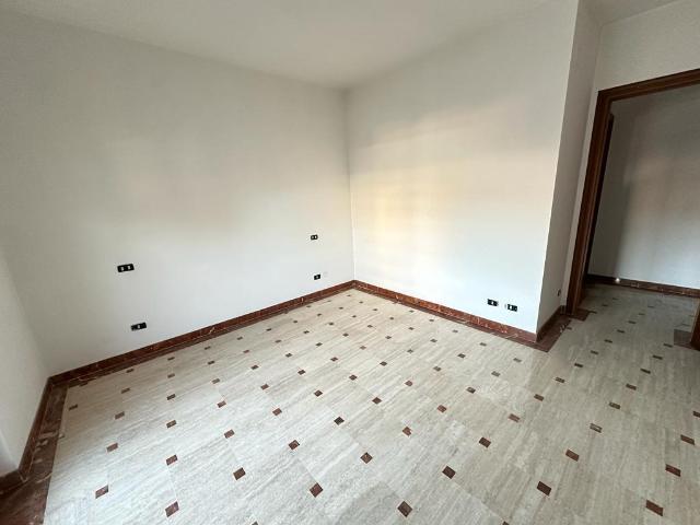 Appartamento Bilocale a Marina Di Carrara, Carrara