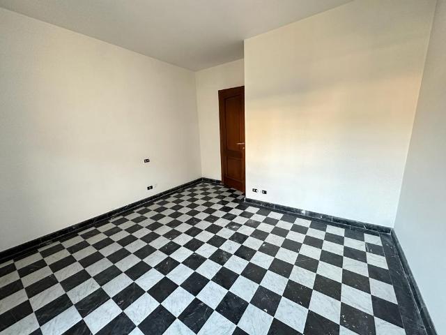 Appartamento Bilocale a Marina Di Carrara, Carrara