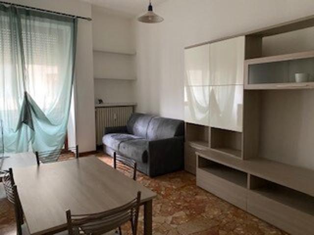 Appartamento, Bilocale Affitto a Milano, Porta Romana
