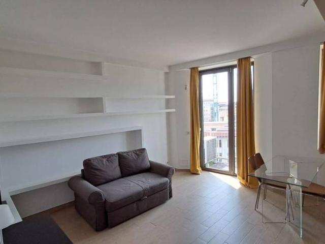 Appartamento BILOCALE in affitto a Milano Mi