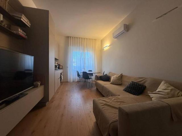 Appartamento BILOCALE in affitto a Milano Mi