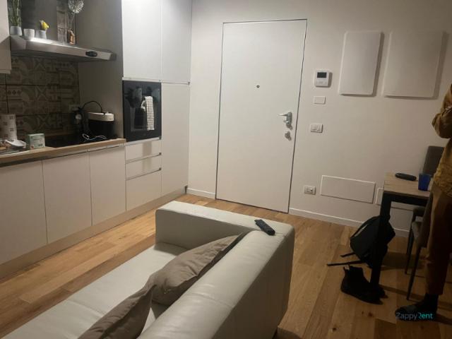 Appartamento BILOCALE in affitto a Milano Mi