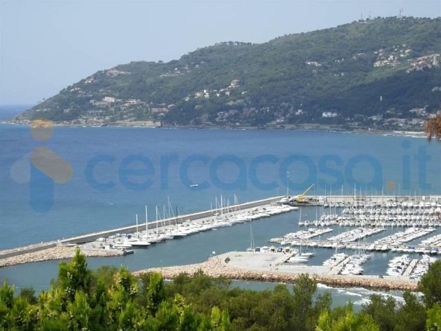Appartamento Bilocale in affitto a Andora
