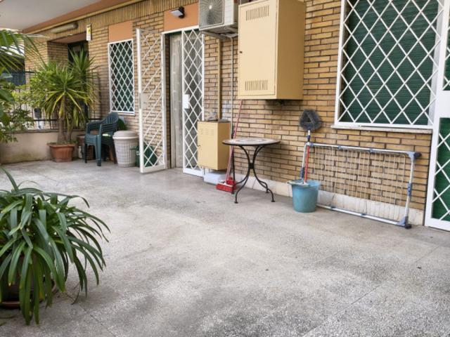 Appartamento BILOCALE in affitto a Roma Rm
